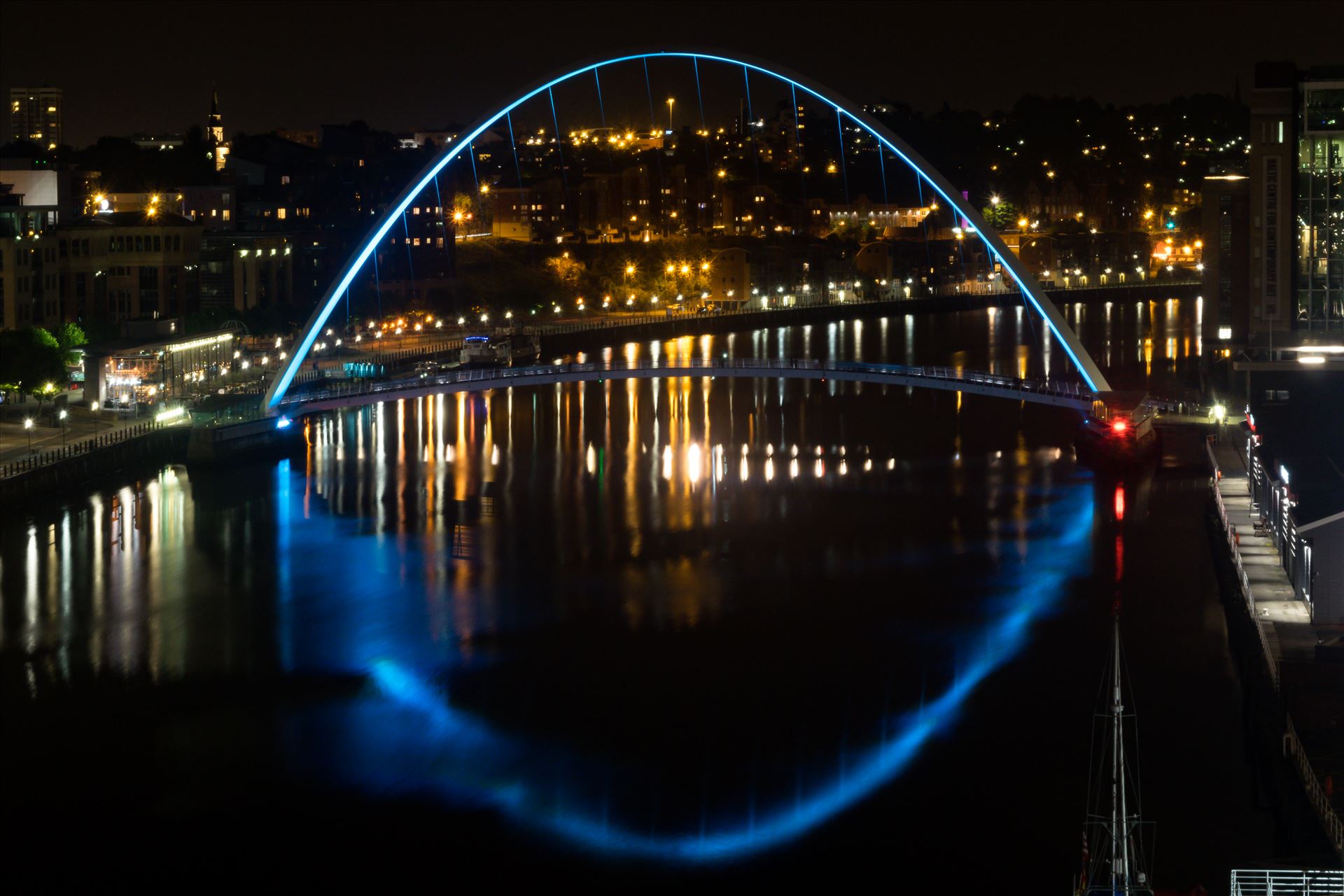 Millenium Bridge at night Newcastle - Take at Newcastle on a night shoot, the Millenium Bridge. by AJ Stoves Photography